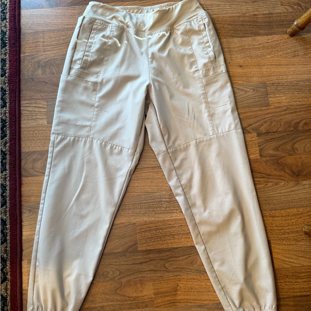 Khaki scrub pants set set